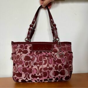 Coach Gallery Optic Signature Tote in Plum/Burgundy with silver hardware